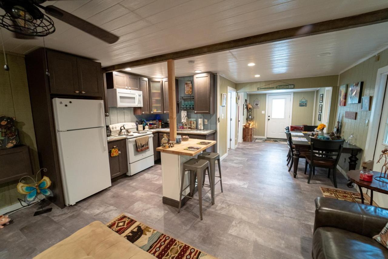 Roscoe Cottage Pet Friendly Екстериор снимка